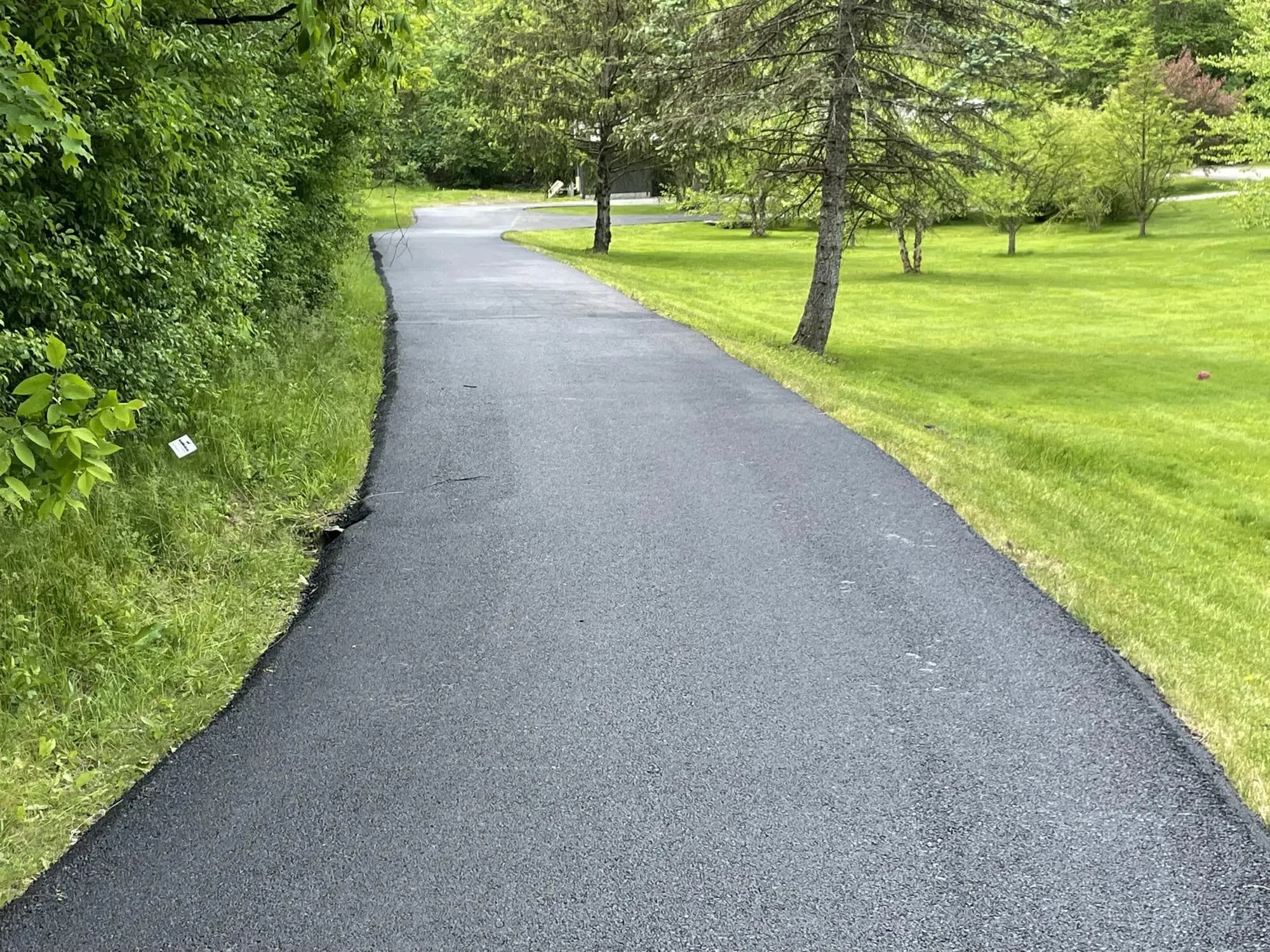 Reliable Hudson Valley paving services by Muddy Driveways