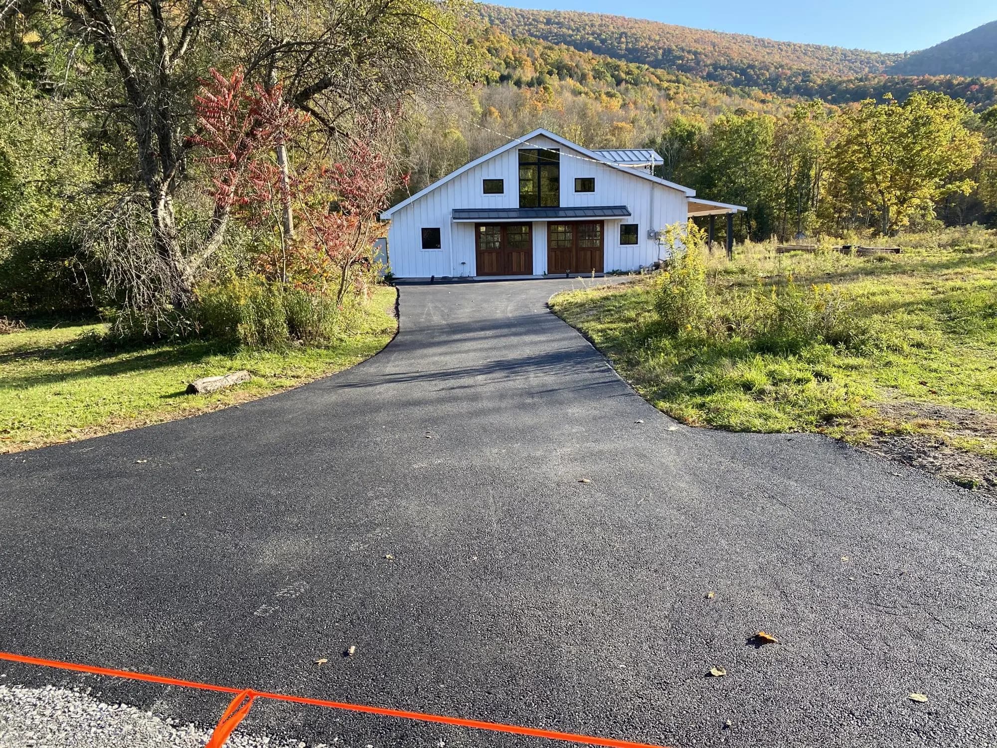 Reliable Hudson Valley paving services by Muddy Driveways